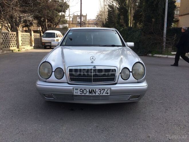 Mercedes E 220 1996, 234,566 km - 2.2 l - Bakı