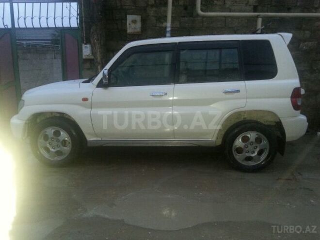 Mitsubishi Pajero io 2001, 20 km - 0.2 l - Bakı