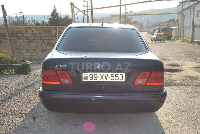 Mercedes E 280 1996, 298,348 km - 2.8 l - Bakı