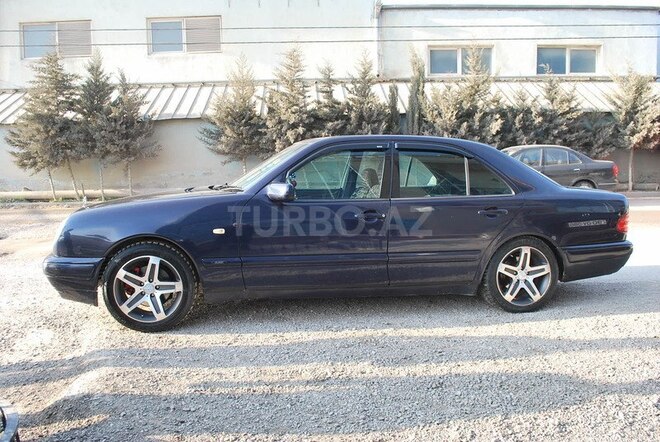 Mercedes E 280 1996, 298,348 km - 2.8 l - Bakı