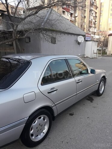 Mercedes C 200 1997, 293,250 km - 2.0 l - Bakı