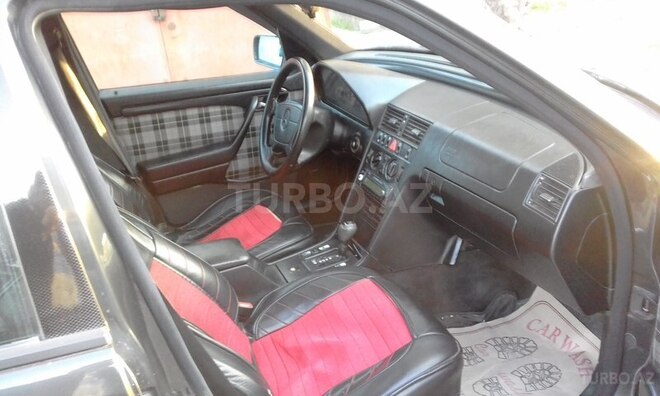 Mercedes C 280 1995, 320,000 km - 2.8 l - Bakı