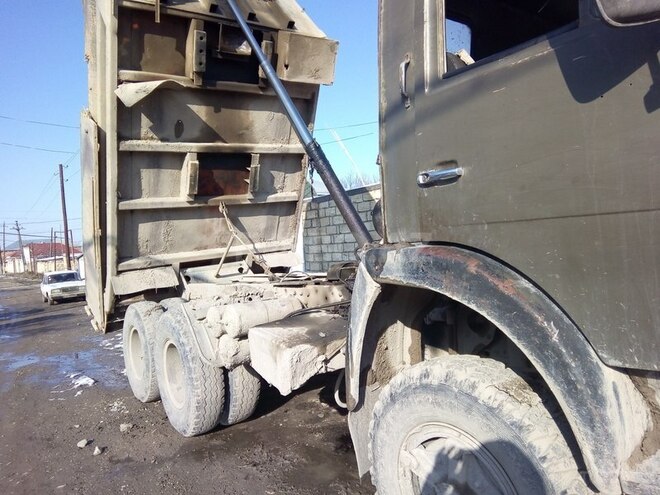 KamAz 55111 1983, 3,355,868 km - 1.4 l - Quba