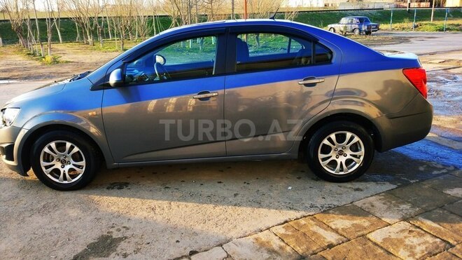 Chevrolet Aveo 2013, 77,600 km - 1.4 л - Şirvan