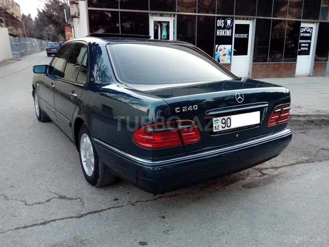 Mercedes E 240 1999, 257,000 km - 2.4 l - Sumqayıt