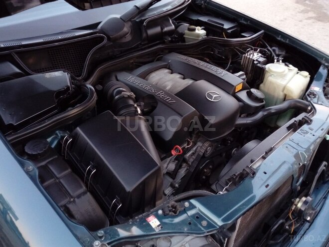 Mercedes E 240 1999, 257,000 km - 2.4 l - Sumqayıt