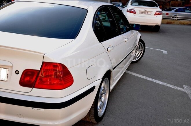 BMW 320 2003, 212,000 km - 2.2 l - Bakı