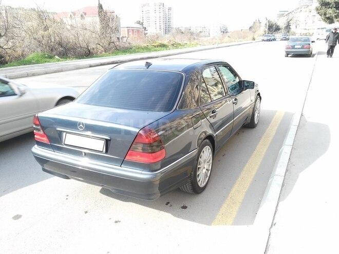 Mercedes C 240 1997, 308,000 km - 2.4 l - Bakı