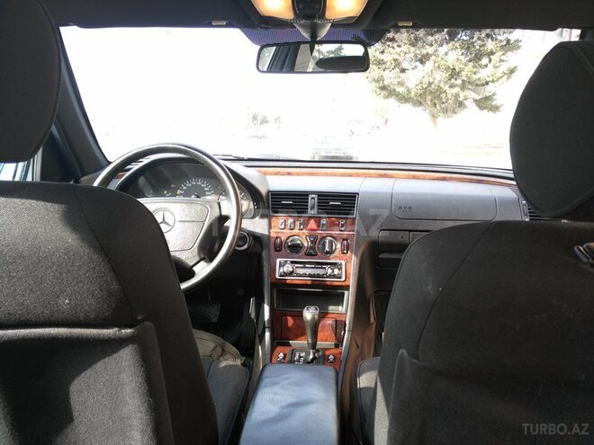 Mercedes C 240 1997, 308,000 km - 2.4 l - Bakı