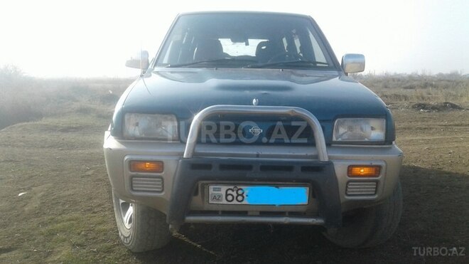 Nissan Terrano 1996, 250,000 km - 2.7 l - Naxçıvan