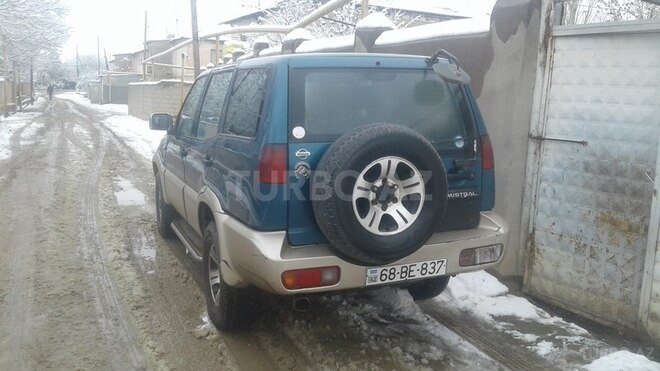 Nissan Terrano 1996, 250,000 km - 2.7 l - Naxçıvan