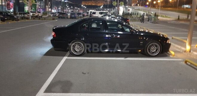 BMW 535 2001, 240,000 km - 3.5 l - Bakı