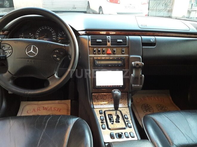 Mercedes E 240 2000, 230,000 km - 2.6 l - Bakı