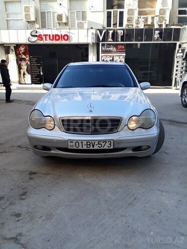 Mercedes C 220 2001, 337,000 km - 2.2 l - Bakı