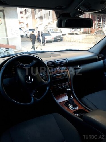 Mercedes C 220 2001, 337,000 km - 2.2 l - Bakı
