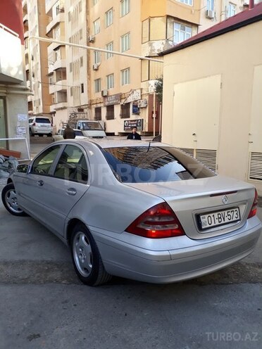 Mercedes C 220 2001, 337,000 km - 2.2 l - Bakı