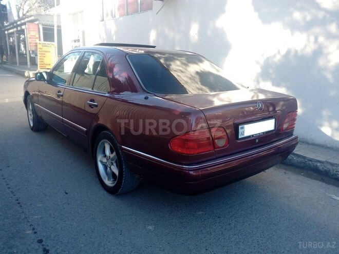 Mercedes E 230 1996, 190,000 km - 2.3 l - Sumqayıt
