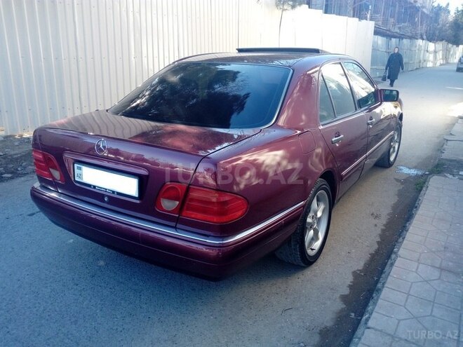 Mercedes E 230 1996, 190,000 km - 2.3 l - Sumqayıt