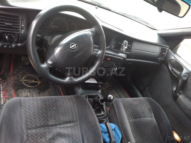Opel Vectra 1998, 285,000 km - 1.6 l - Bakı