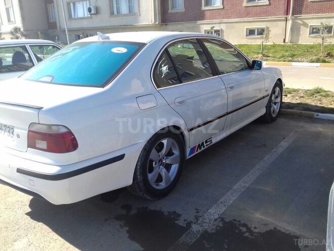 BMW 528 1998, 330,000 km - 2.8 l - Bakı