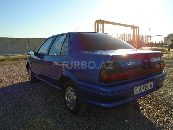 Renault 19 1999, 241,000 km - 1.4 l - Bakı