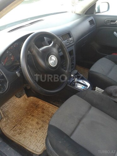 Volkswagen Jetta 2003, 190 km - 13.0 л - Bakı