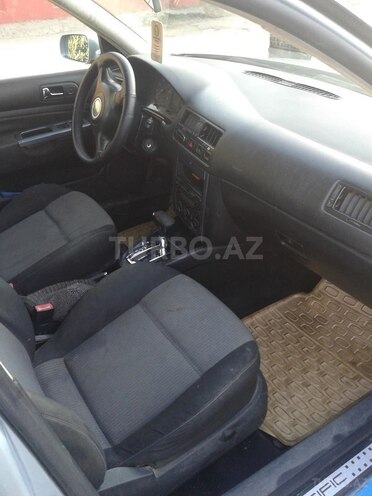 Volkswagen Jetta 2003, 190 km - 13.0 л - Bakı