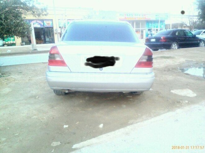 Mercedes C 180 1995, 255,000 km - 1.8 l - Bakı
