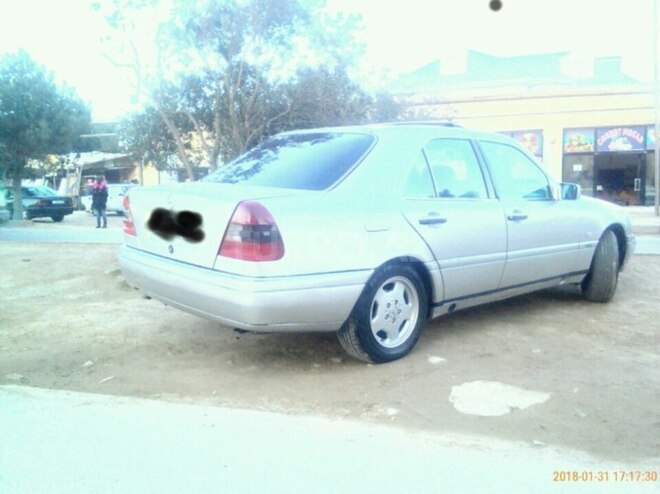 Mercedes C 180 1995, 255,000 km - 1.8 l - Bakı