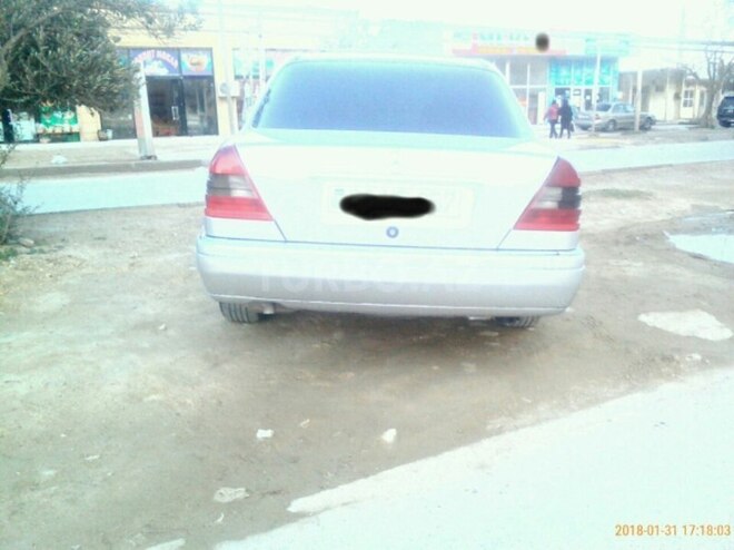 Mercedes C 180 1995, 255,000 km - 1.8 l - Bakı