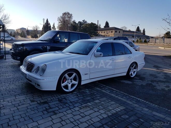 Mercedes E 240 2001, 169,000 km - 2.6 l - Gəncə