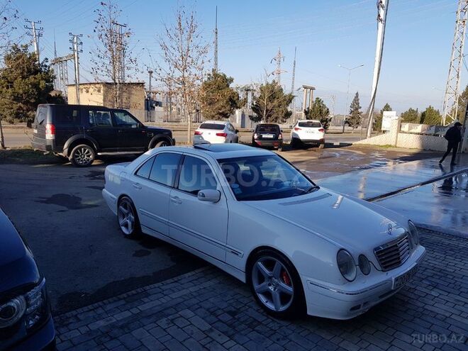 Mercedes E 240 2001, 169,000 km - 2.6 l - Gəncə