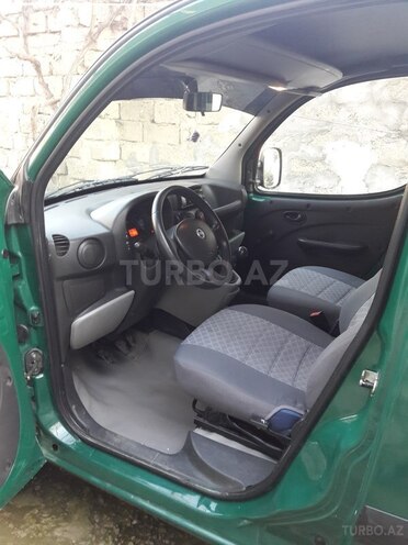Fiat Doblo 2006, 292,323 km - 1.9 l - Bakı