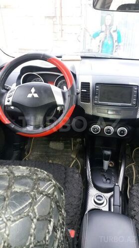 Mitsubishi Outlander 2006, 1,666,999 km - 0.3 л - Bakı