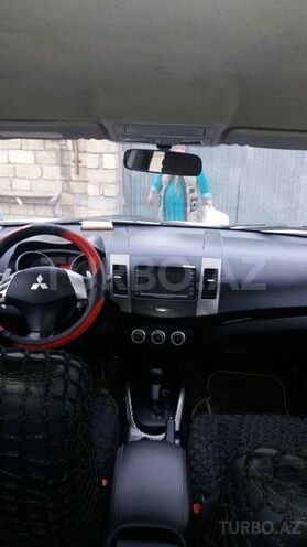 Mitsubishi Outlander 2006, 1,666,999 km - 0.3 л - Bakı