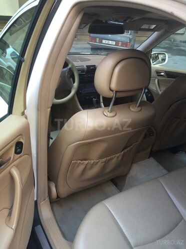 Mercedes C 240 2002, 200,000 km - 2.6 l - Bakı