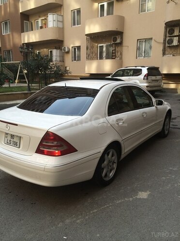 Mercedes C 240 2002, 200,000 km - 2.6 l - Bakı