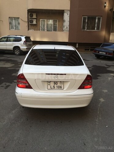 Mercedes C 240 2002, 200,000 km - 2.6 l - Bakı