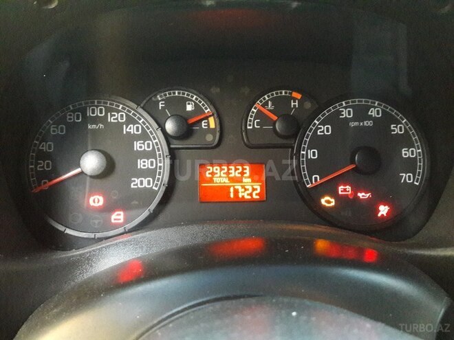 Fiat Doblo 2006, 292,323 km - 1.9 l - Bakı