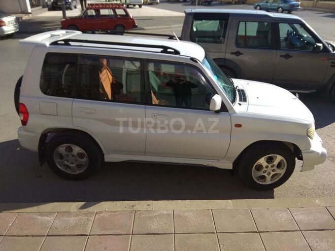 Mitsubishi Pajero io 1999, 198,000 km - 1.8 л - Bakı
