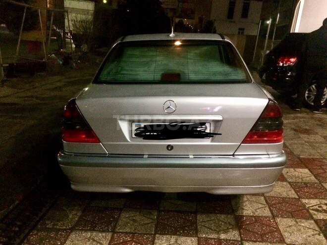 Mercedes C 180 1999, 297,659 km - 1.8 л - Bakı