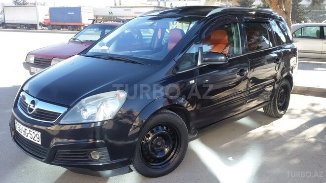 Opel Zafira 2006, 187,000 km - 2.2 л - Sumqayıt