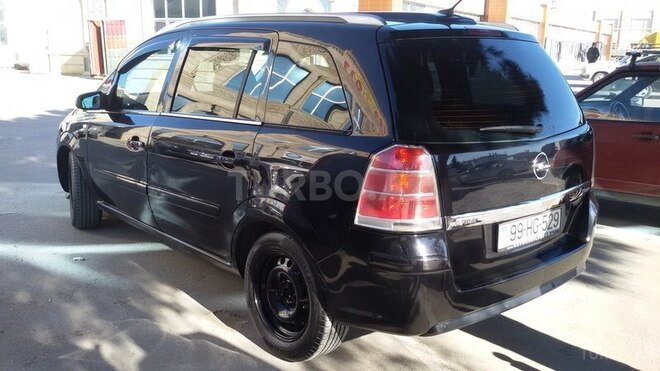 Opel Zafira 2006, 187,000 km - 2.2 л - Sumqayıt