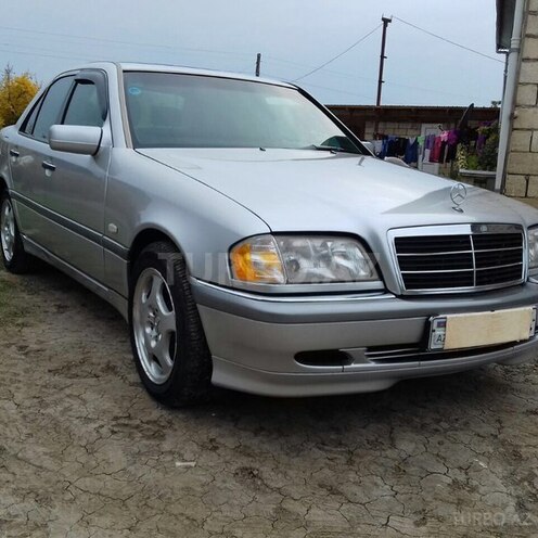 Mercedes C 230 1998, 207,601 km - 2.3 l - Sabirabad