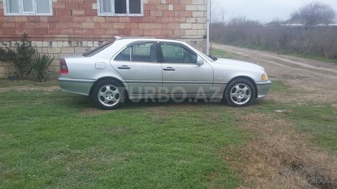 Mercedes C 230 1998, 207,601 km - 2.3 l - Sabirabad