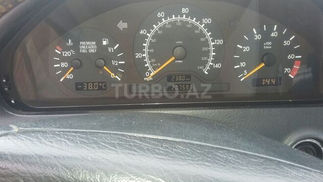 Mercedes C 230 1998, 207,601 km - 2.3 l - Sabirabad
