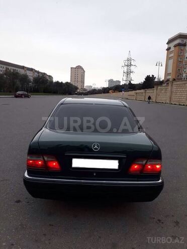 Mercedes E 280 1997, 190,000 km - 2.8 l - Bakı