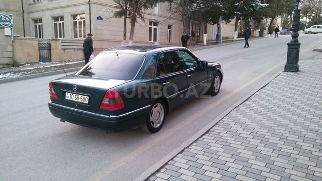 Mercedes C 280 1996, 270,000 km - 2.8 l - Şamaxı
