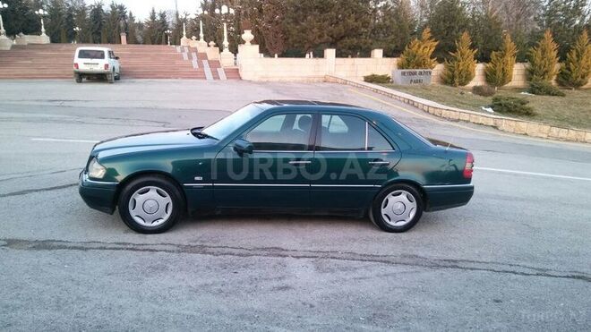 Mercedes C 280 1996, 270,000 km - 2.8 l - Şamaxı