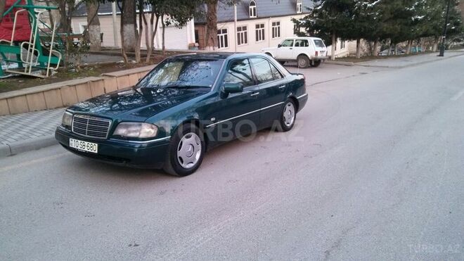 Mercedes C 280 1996, 270,000 km - 2.8 l - Şamaxı